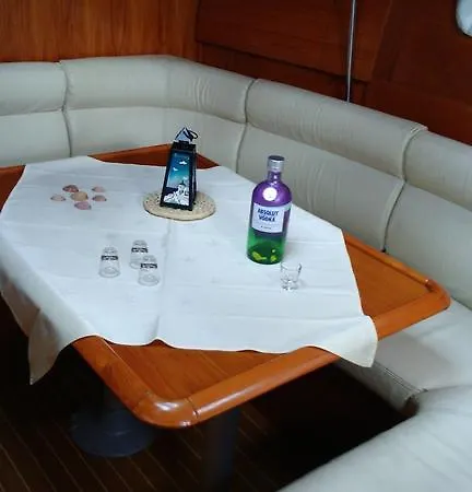 Suncruise Sailing Yacht Sun Odyssey