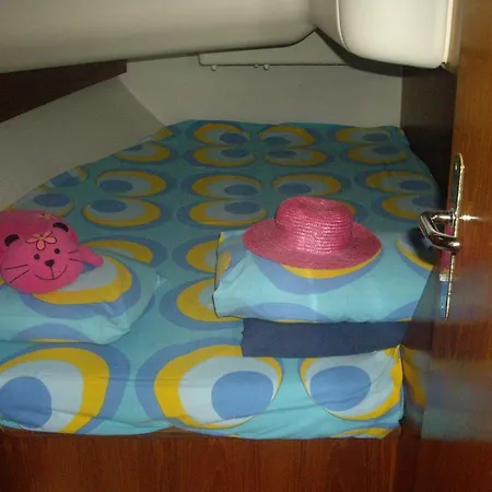 Suncruise Sailing Yacht Sun Odyssey Botel 4*